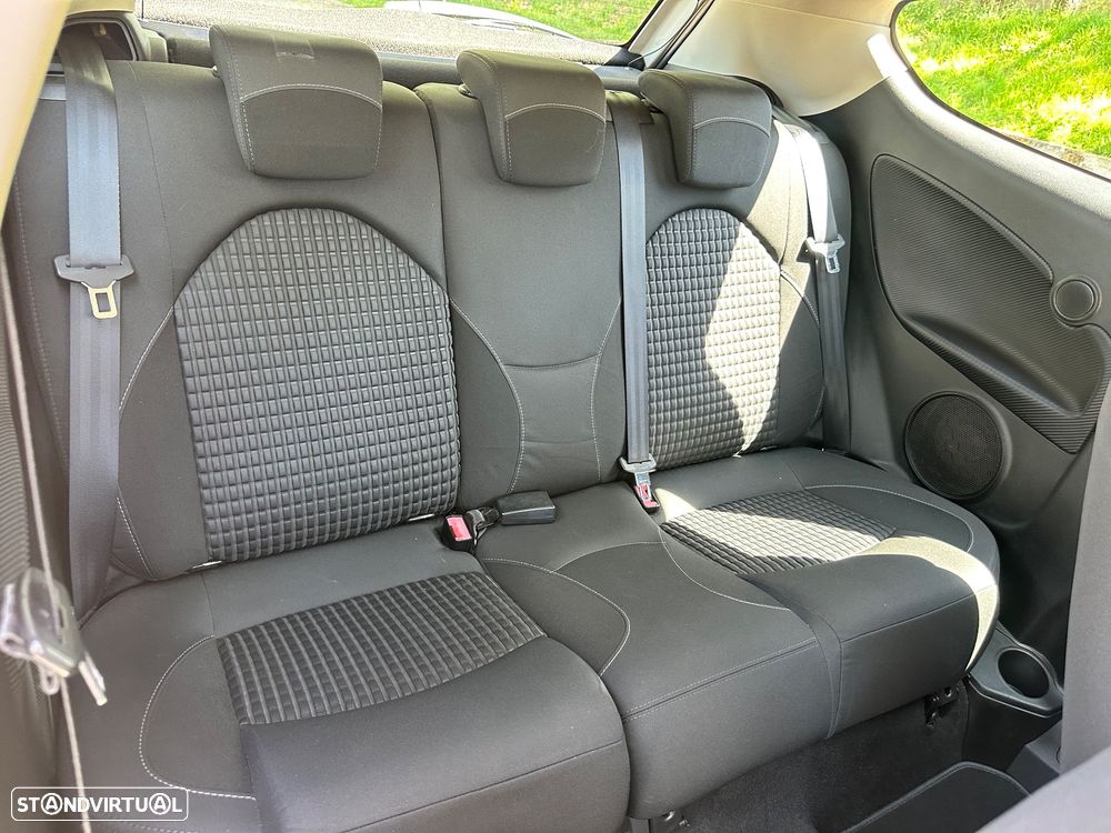 Alfa Romeo MiTo 1.3 JTD Distinctive - 34