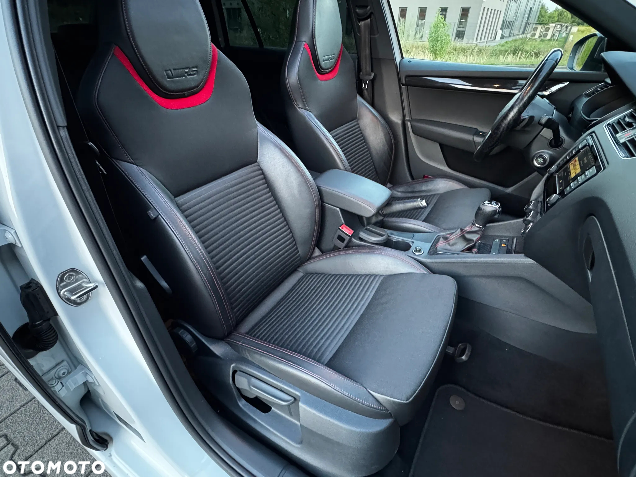 Skoda Octavia 2.0 TDI RS DSG - 7