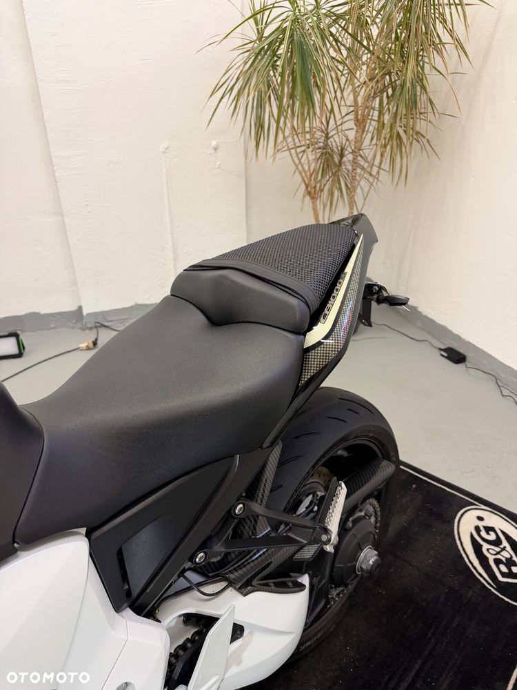 Honda CB - 22