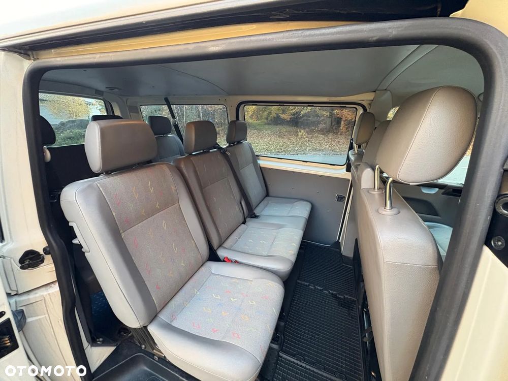 Volkswagen Transporter T5 TDI L2H1 - 14