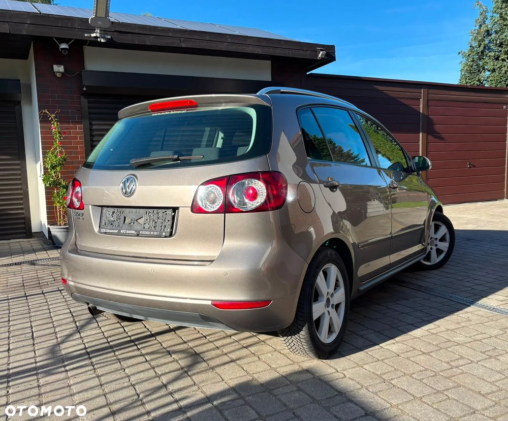 Volkswagen Golf Plus 1.6 TDI Comfortline DSG - 3