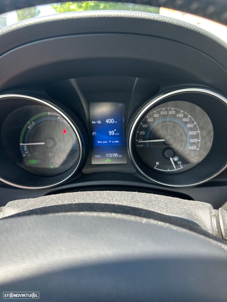Toyota Auris Touring Sports 1.8 HSD Comfort+P.Sport - 7
