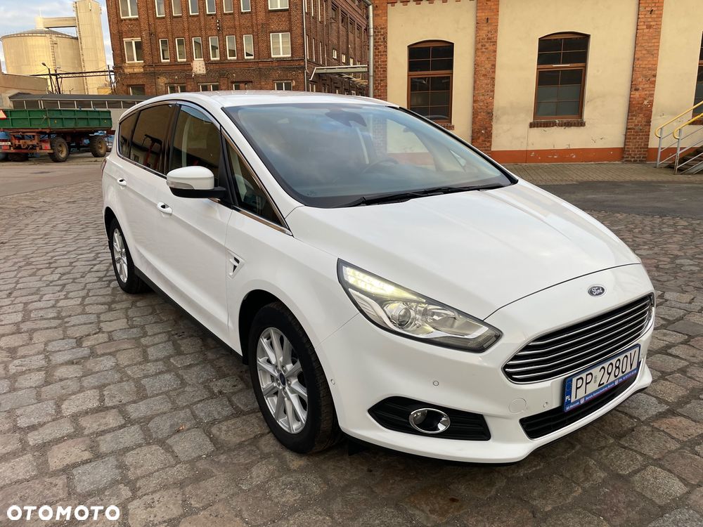 Ford S-Max 2.0 TDCi Titanium PowerShift - 7