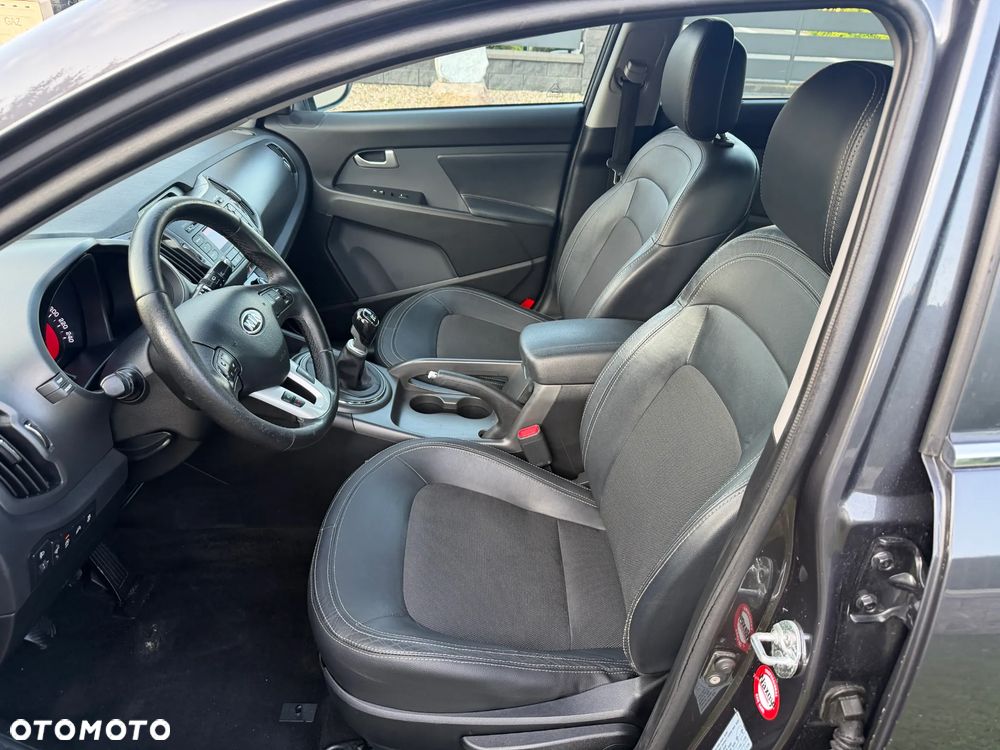 Kia Sportage 1.6 GDI 2WD Attract - 13