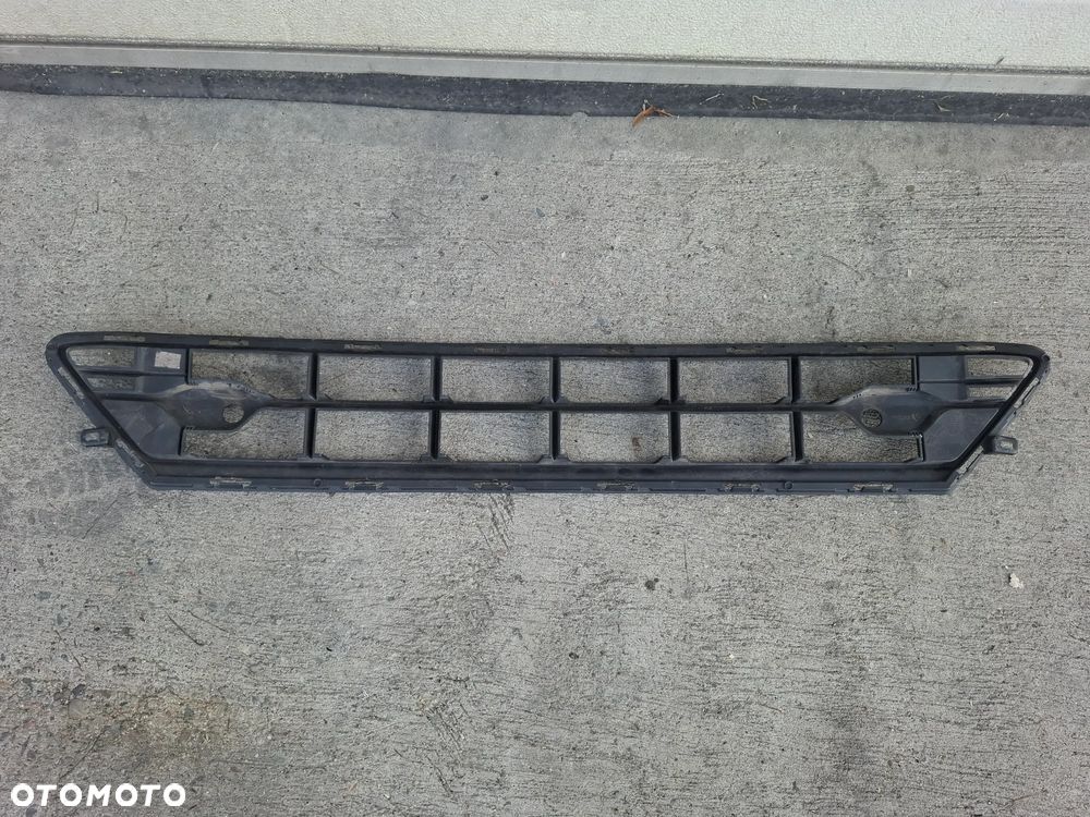 Volvo xc60 2017-2021 atrapa zderzaka 31449130 - 2