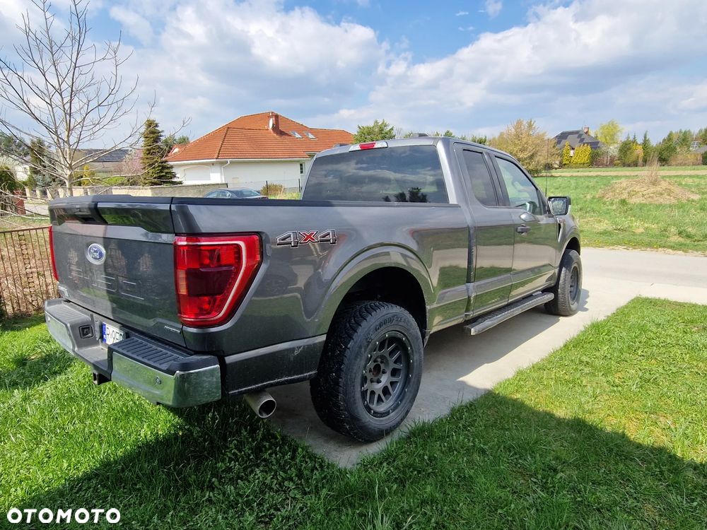 Ford F150 - 8