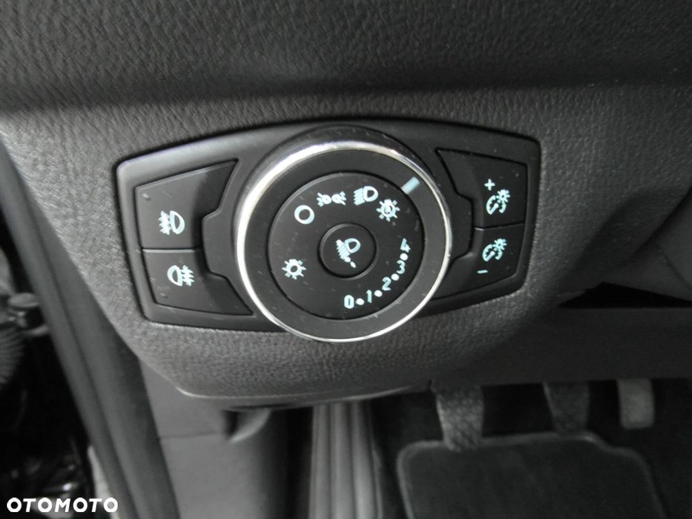 Ford Tourneo Courier 1.0 EcoBoost S&S Trend - 25