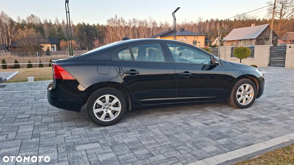Volvo S60 DRIVe - 15