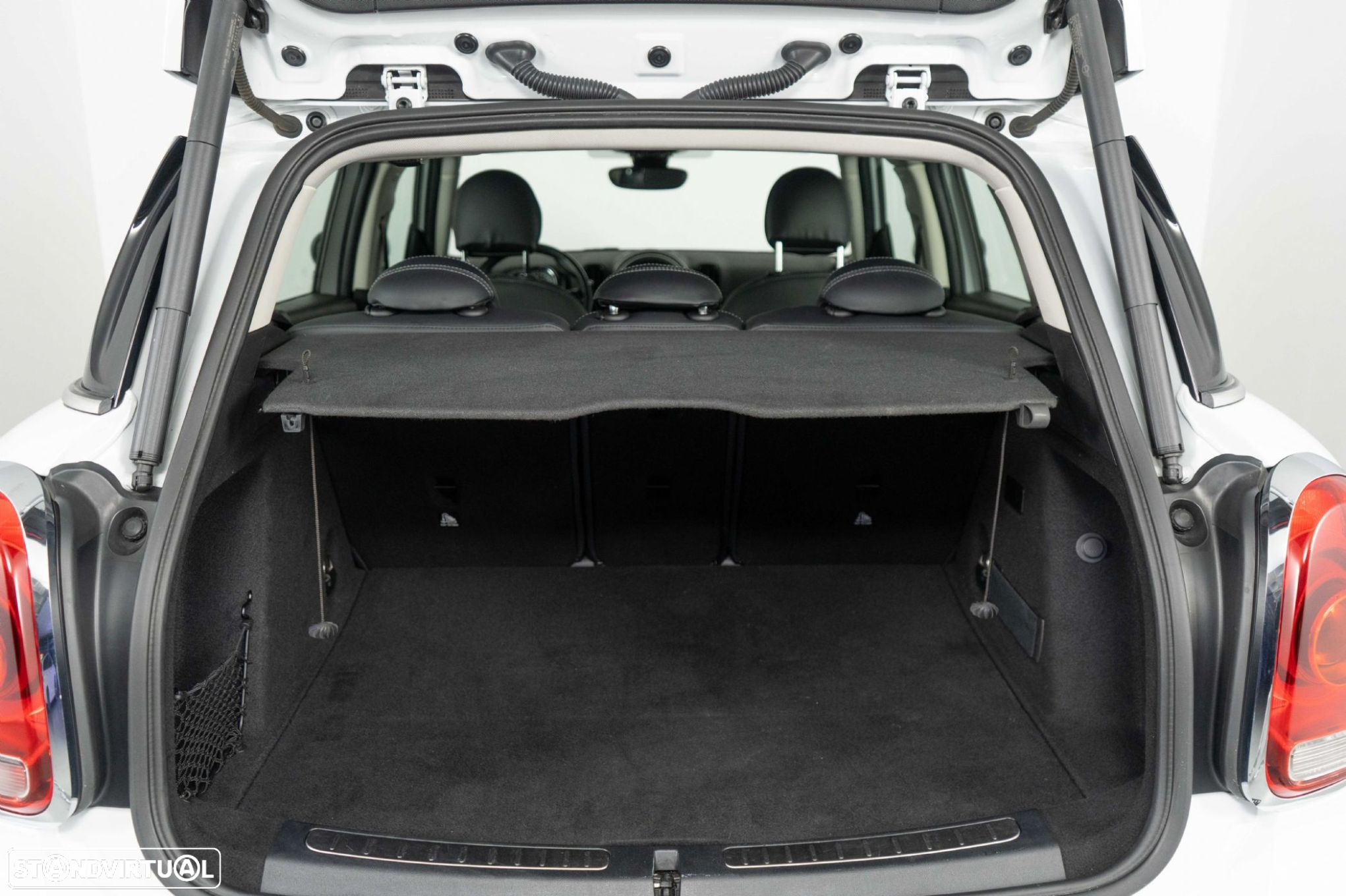 MINI Countryman Cooper SE ALL4 Auto - 11