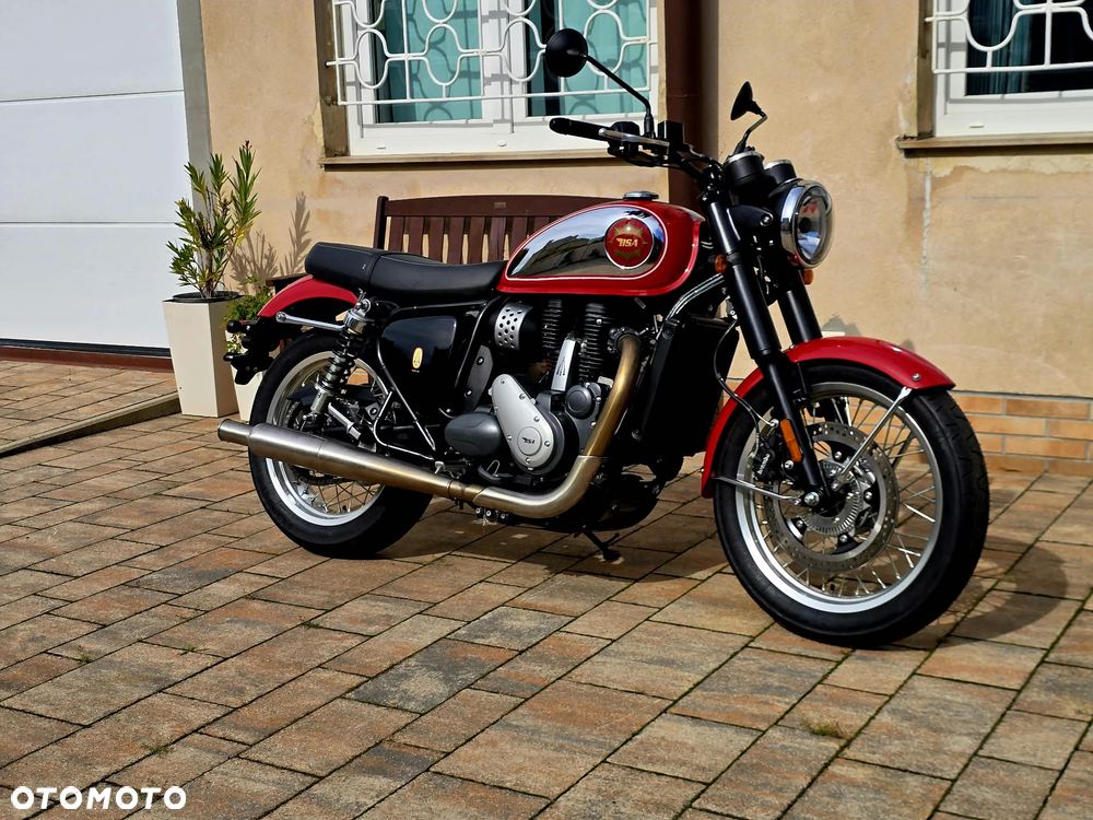 BSA Gold Star - 26
