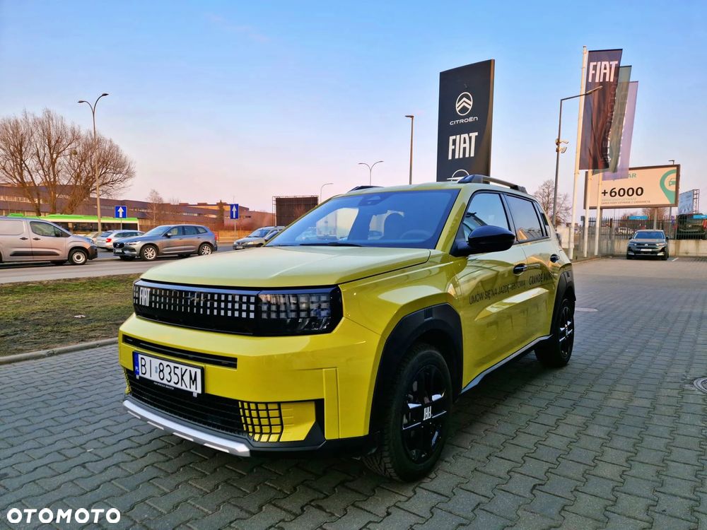 Fiat Grande Panda ver-1-2-mhev-icon-edct - 3