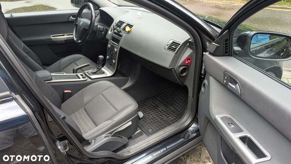 Volvo S40 2.0D - 18