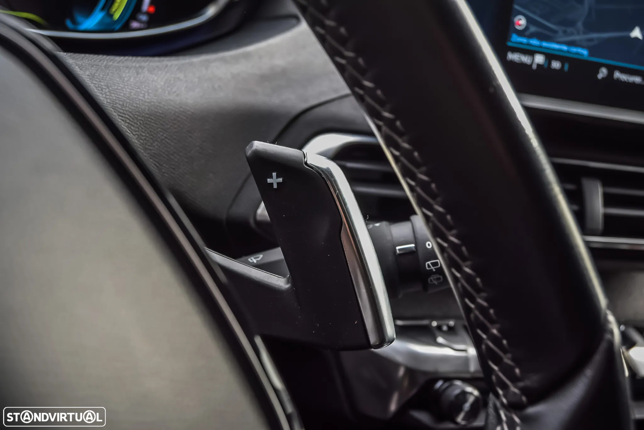 Peugeot 3008 1.6 Hybrid4 Allure Pack e-EAT8 - 14