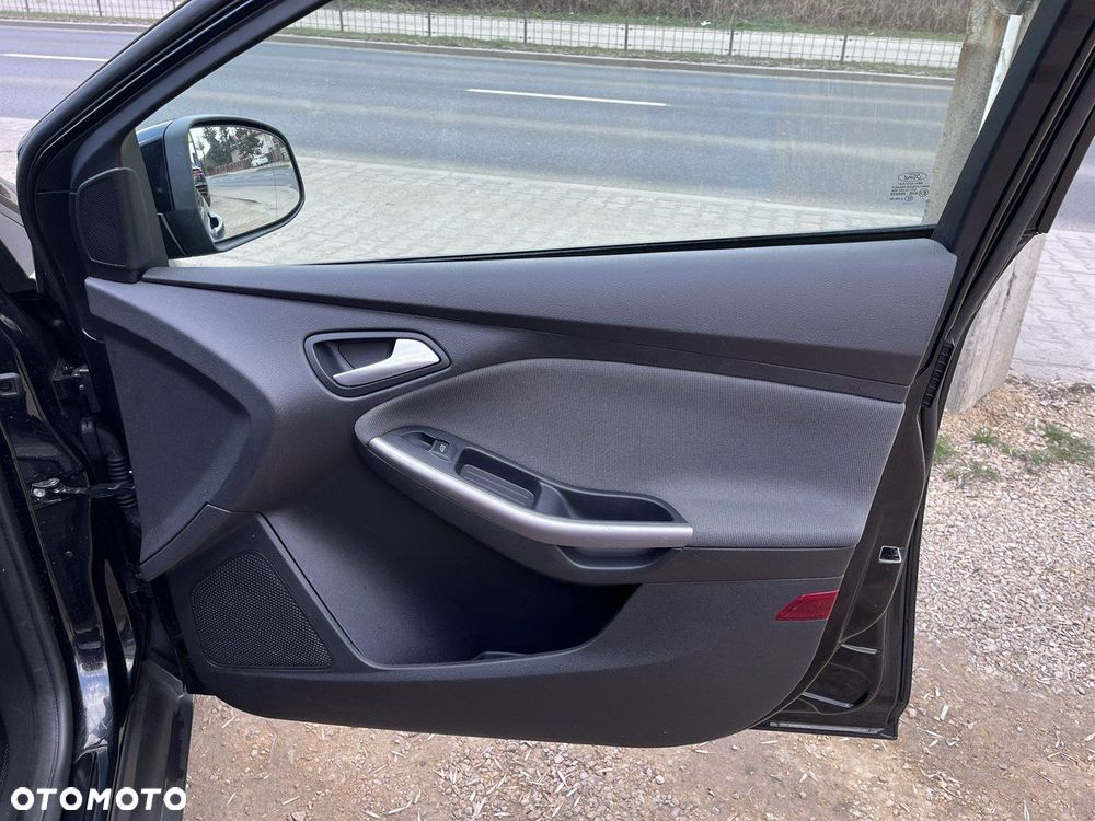 Ford Focus - 21