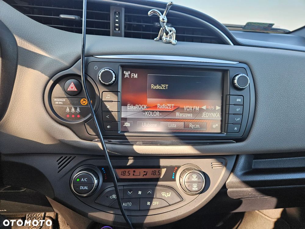 Toyota Yaris - 33