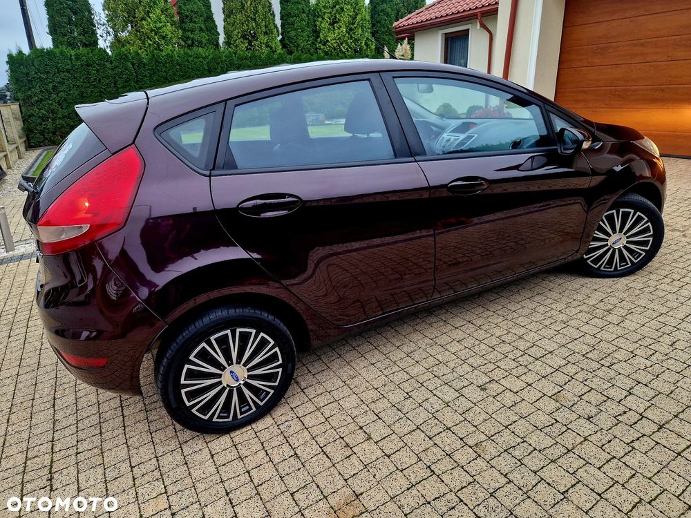 Ford Fiesta - 23