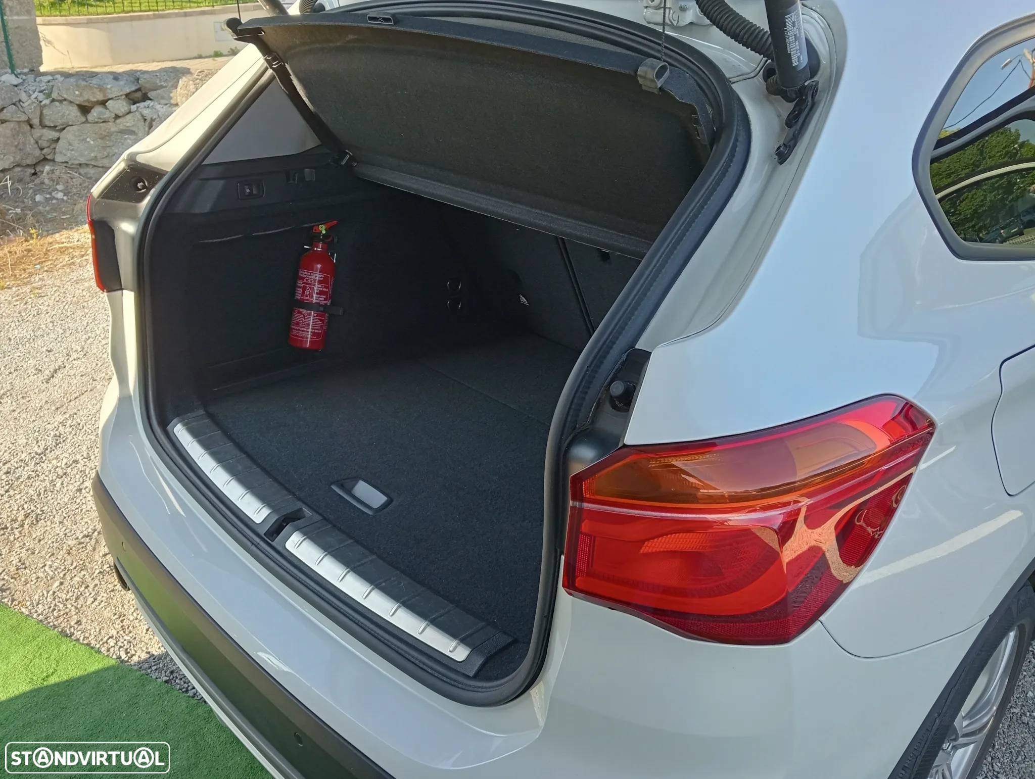BMW X1 16 d sDrive Line Sport - 13