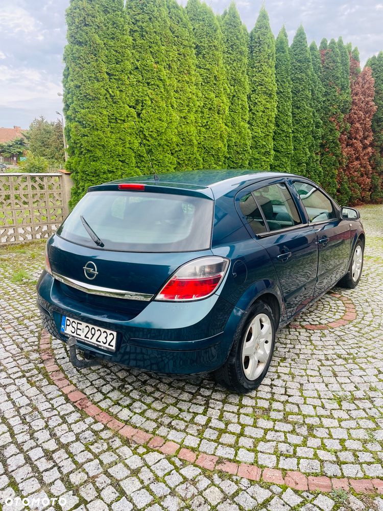 Opel Astra - 2