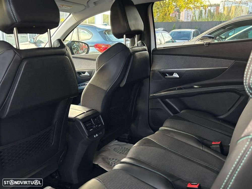 Peugeot 5008 1.5 BlueHDi Allure Pack EAT8 - 30