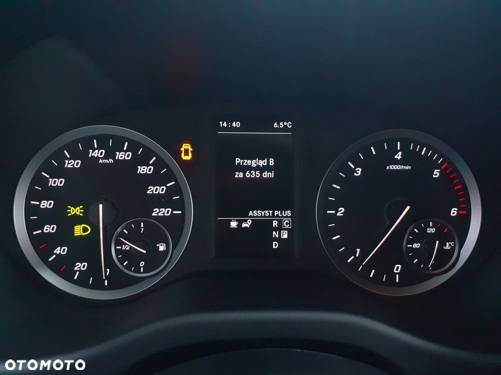 Mercedes-Benz Vito - 13