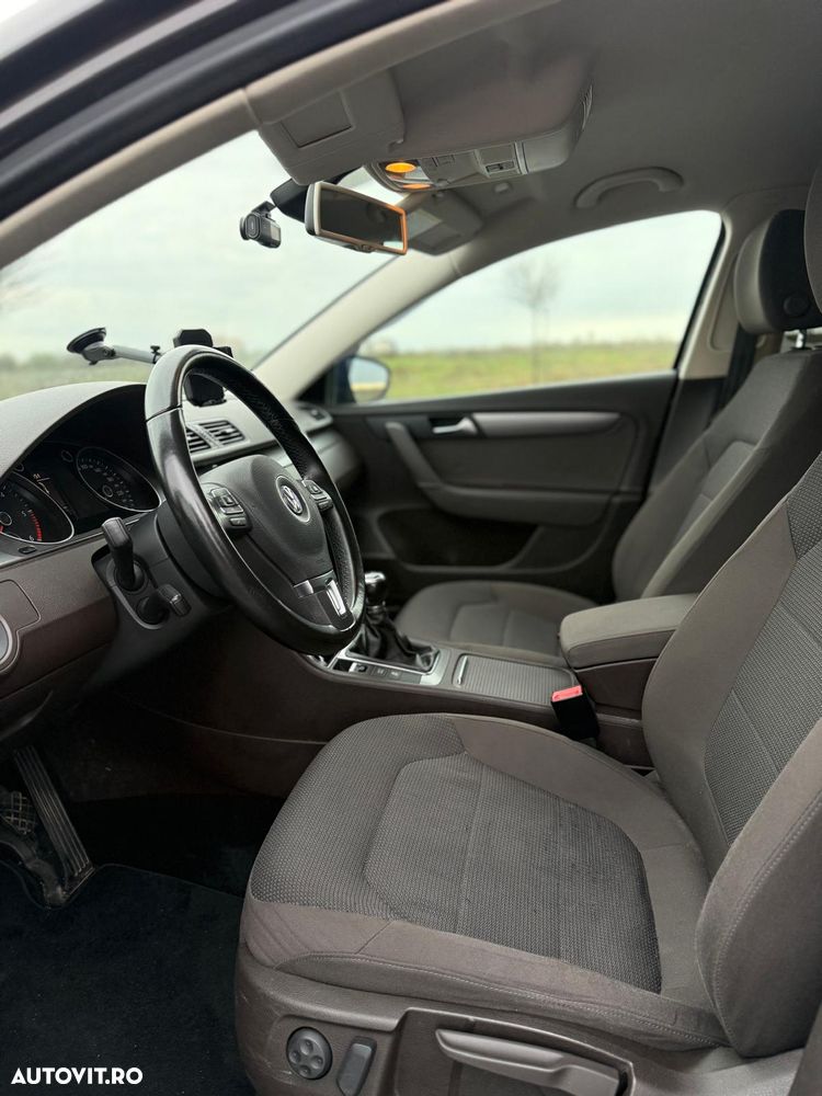 Volkswagen Passat 1.6 TDI BlueMotion Technology Comfortline - 7