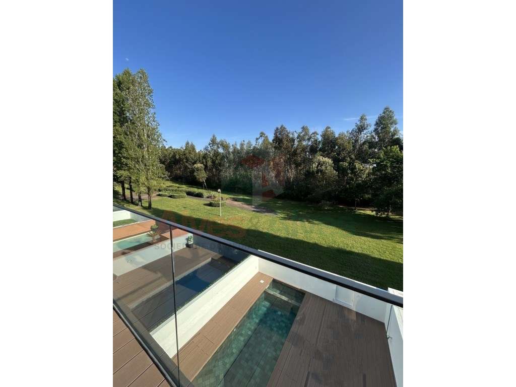 Moradia T4+1 - Castêlo da Maia- Pronta a habitar - Grande imagem: 4/9