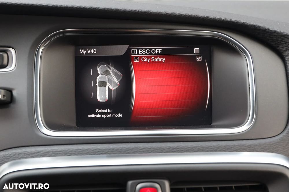 Volvo V40 D3 Geartronic RDesign - 9