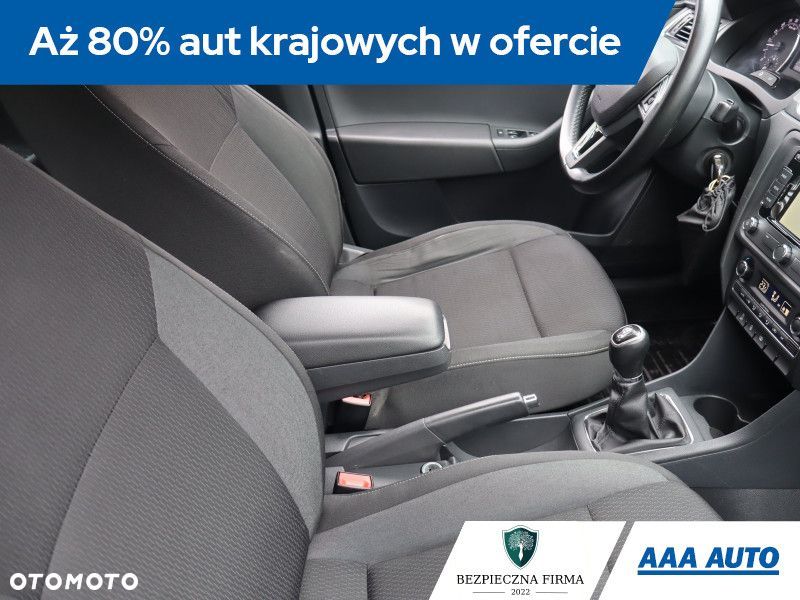 Skoda RAPID - 11