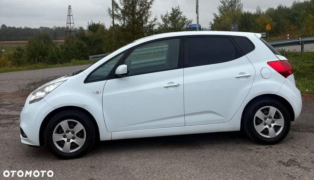 Kia Venga 1.4 CVVT Attract - 3