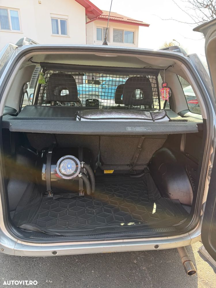 Toyota RAV4 2.0 Executive - 13