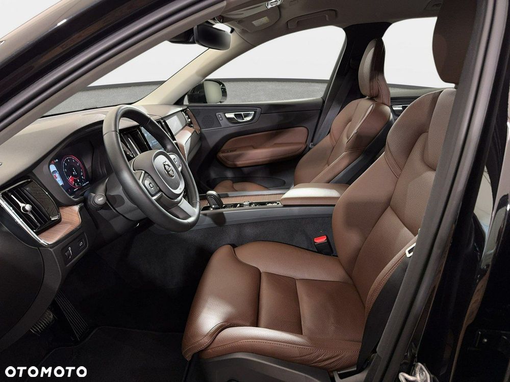 Volvo XC 60 - 13