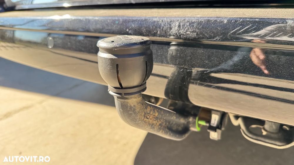 Volkswagen Multivan - 34