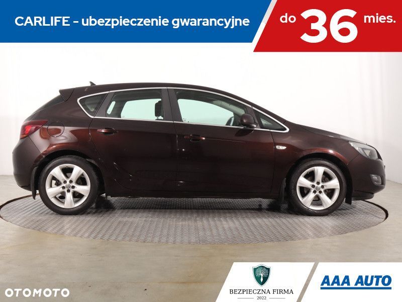 Opel Astra - 8