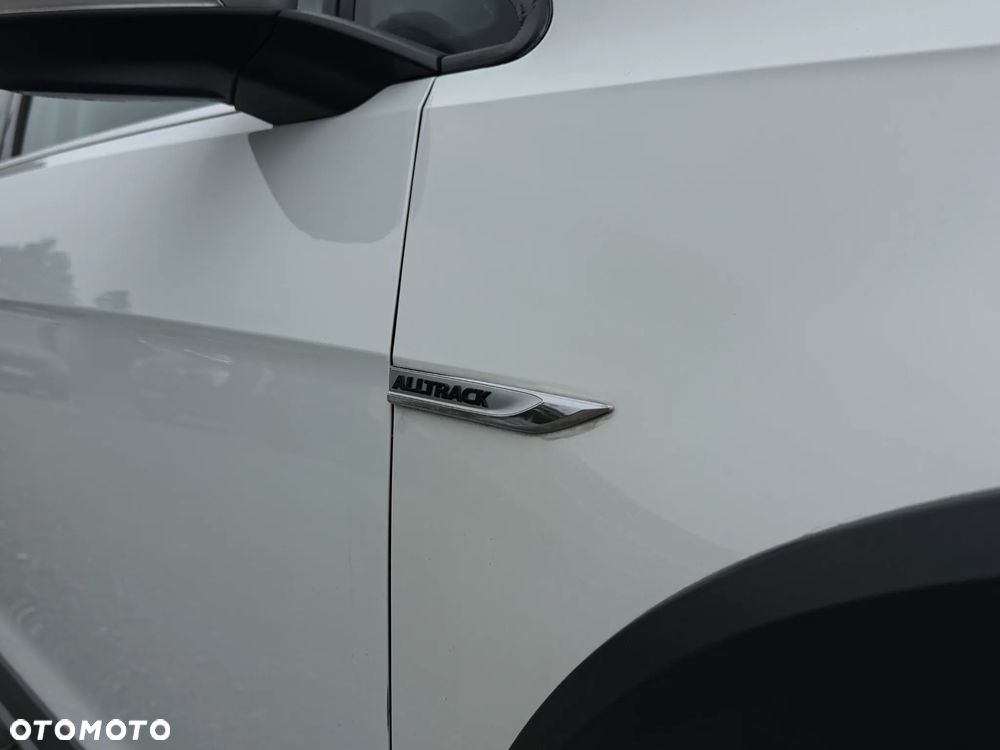 Volkswagen Golf - 17