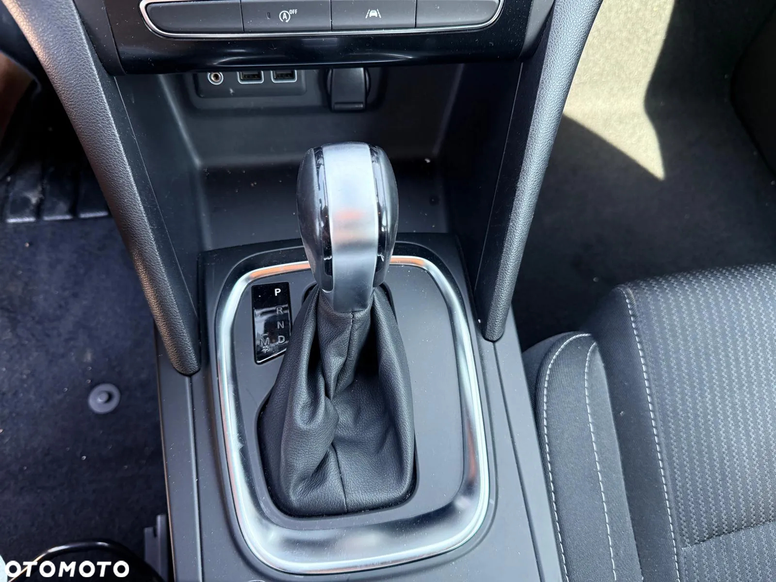 Renault Megane 1.5 Blue dCi Equilibre EDC - 7