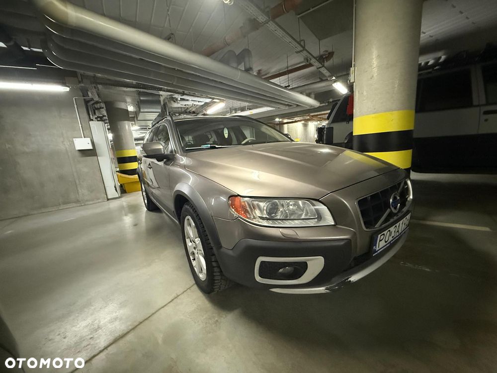 Volvo XC 70 D5 AWD Summum - 6