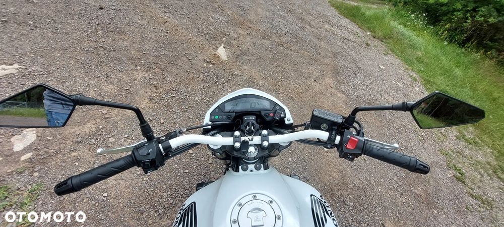 Honda Hornet - 17