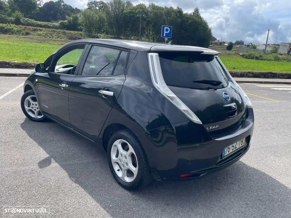 Nissan Leaf - 14