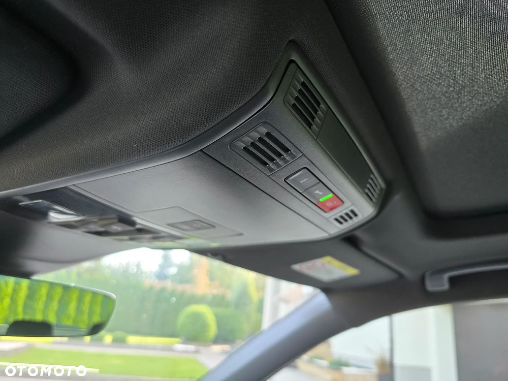 Volkswagen Tiguan 2.0 TDI R-Line Plus DSG - 24