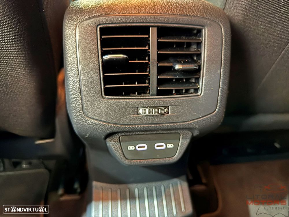 VW T-Roc 1.0 TSI Style - 36