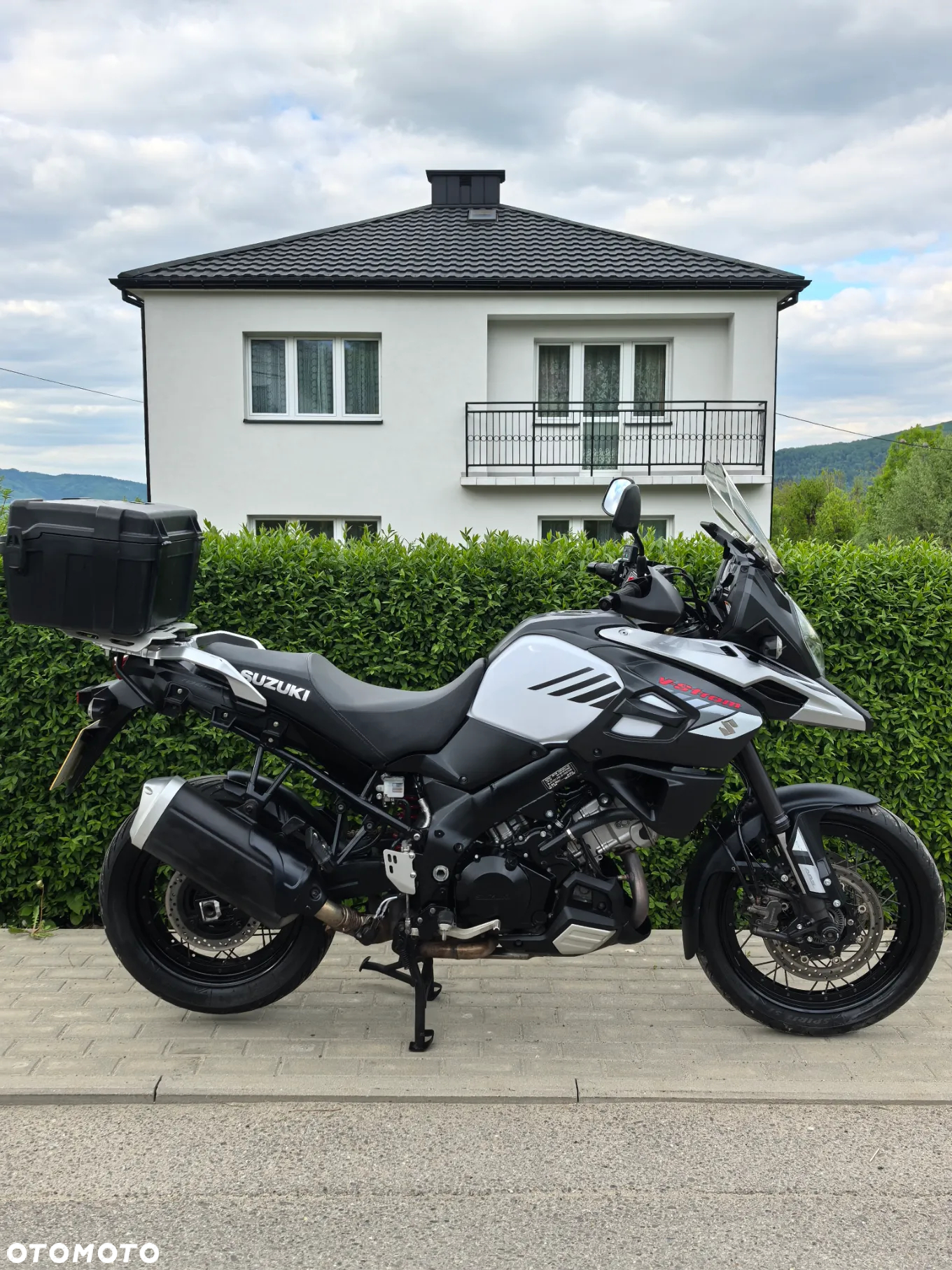Suzuki DL - 6