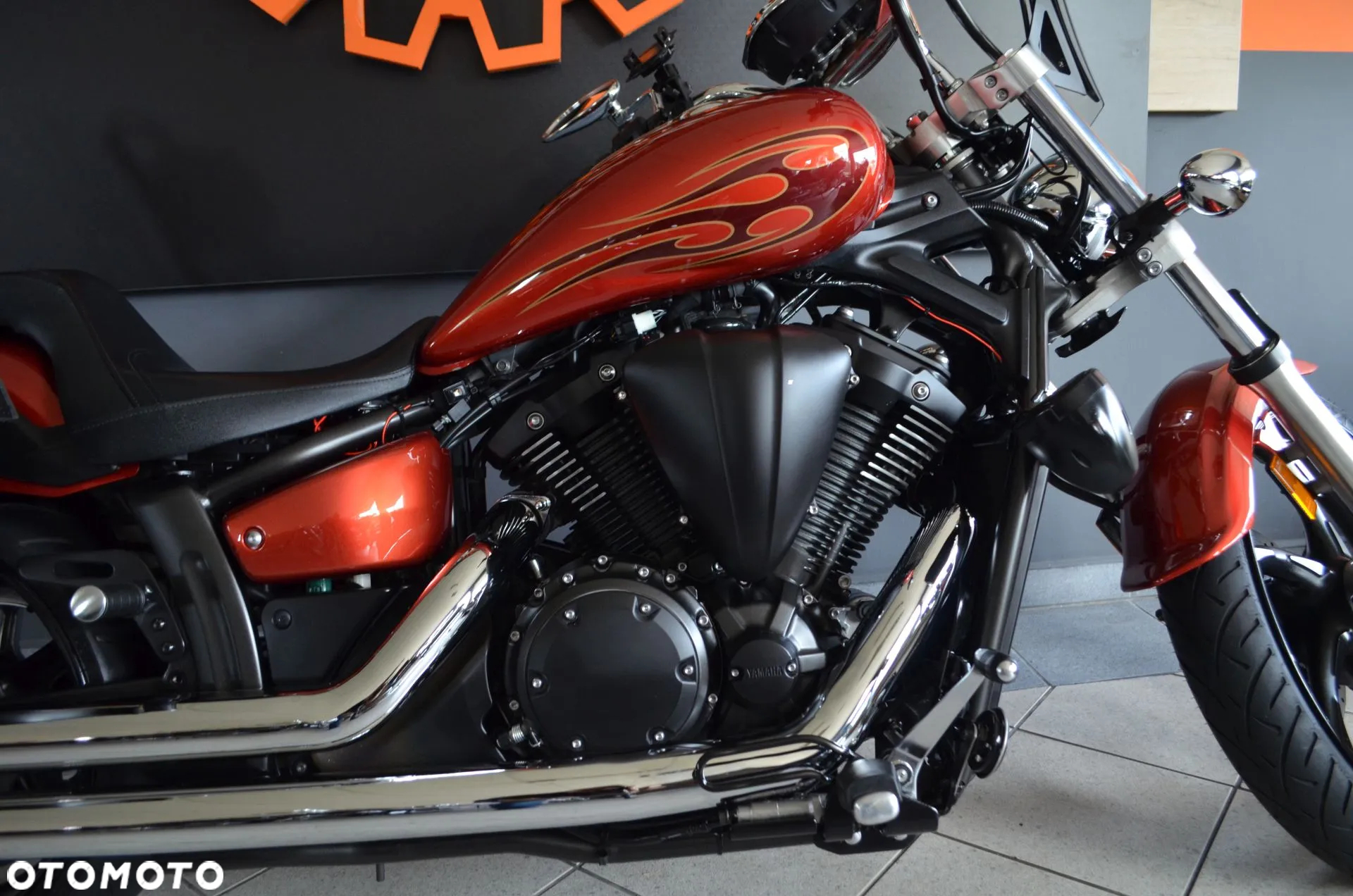 Yamaha XVS - 6