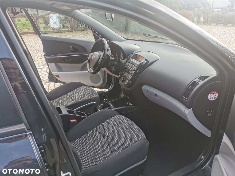 Kia Ceed 1.4 CVVT EX - 9