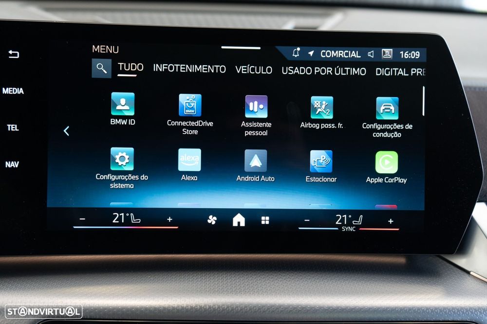 BMW iX2 eDrive20 Pack Desportivo M - 29