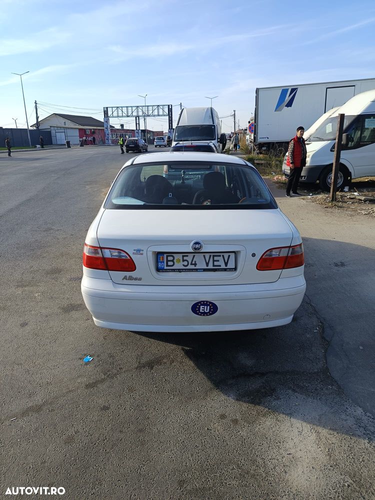 Fiat Albea - 4