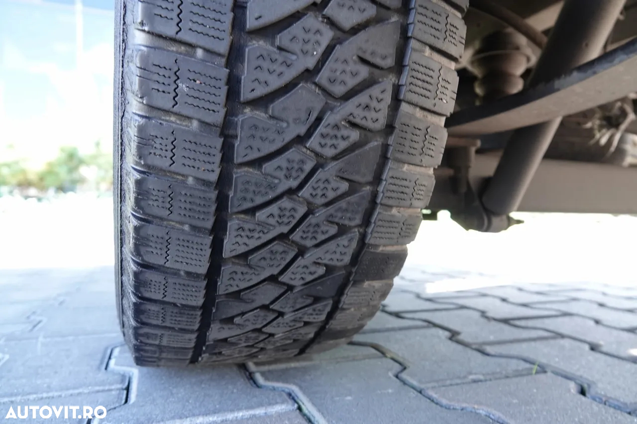 Ford TRANSIT / 6 locuri + Acces scaun cu rotile / Pentru persoane cu dizabilități / 2021 / DUPĂ CONTRACTUL DE SERVICE - 13