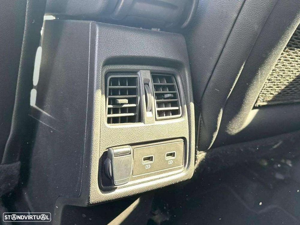 Renault Captur 1.0 TCe Techno - 19