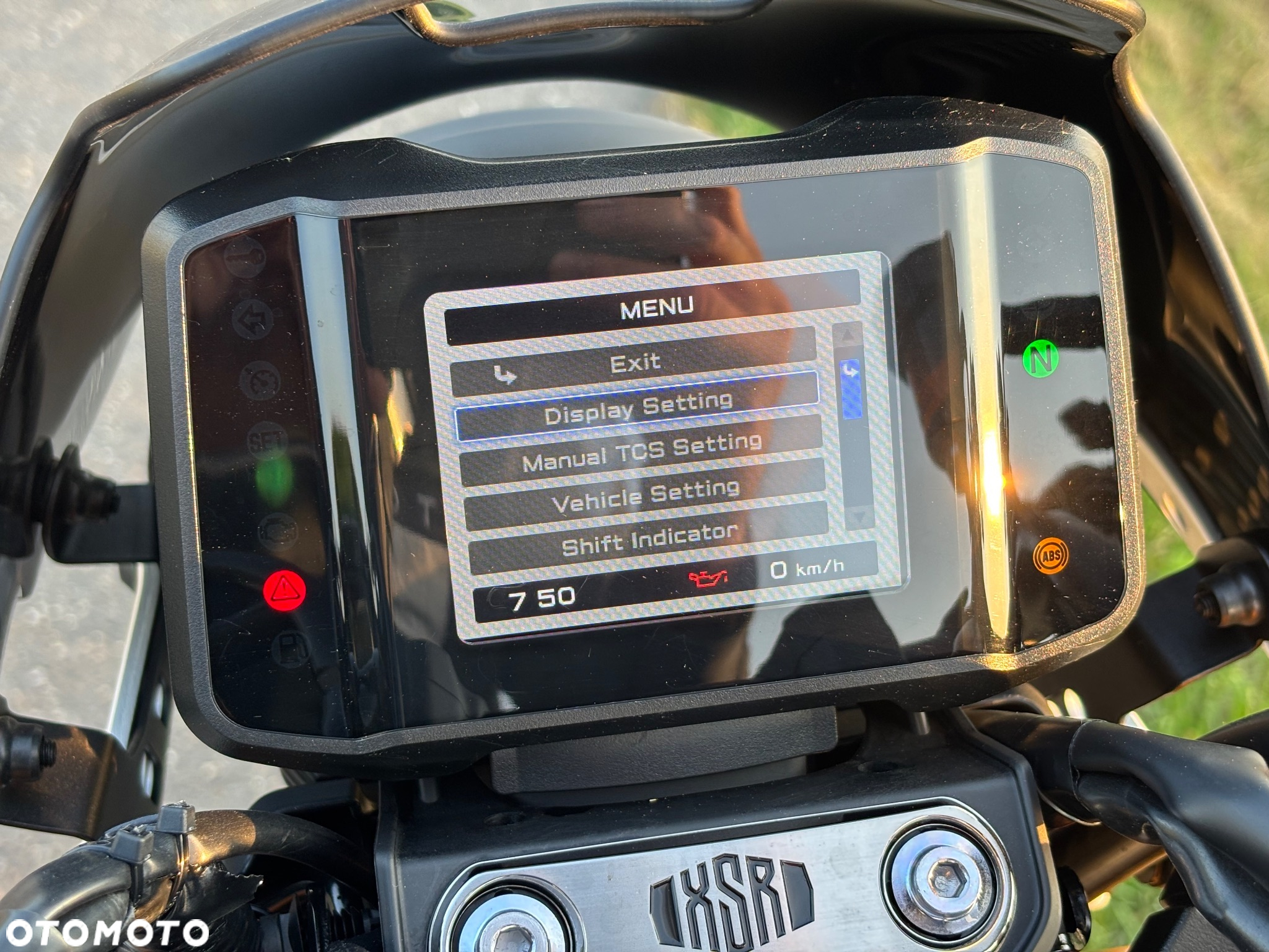 Yamaha XSR - 21