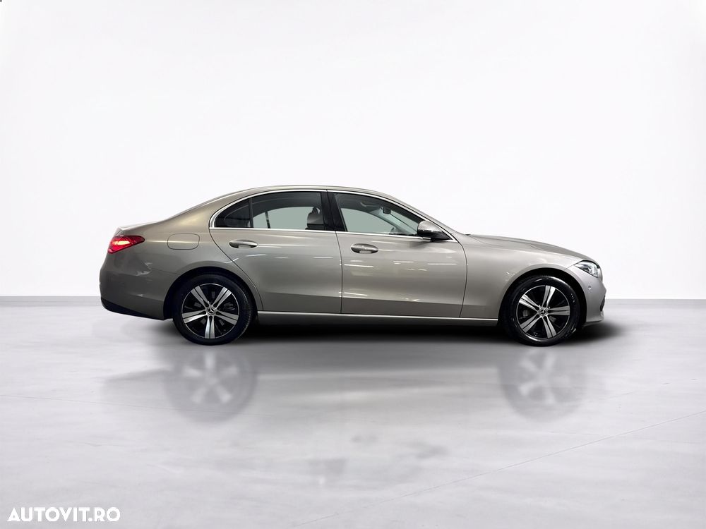 Mercedes-Benz C 300 PHEV - 7