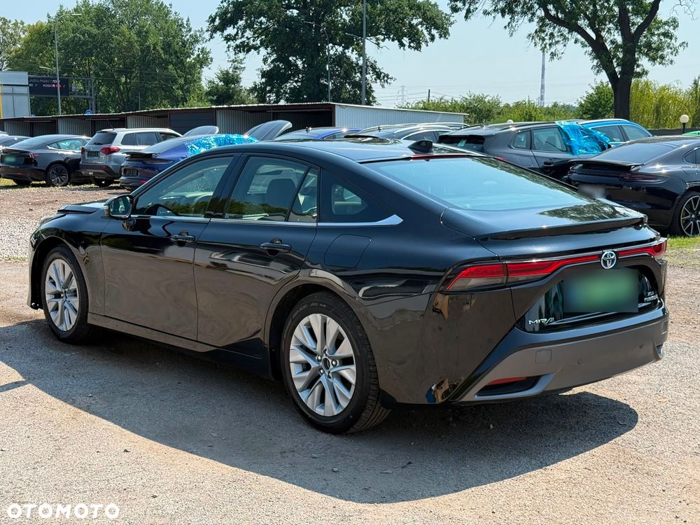 Toyota Mirai - 13
